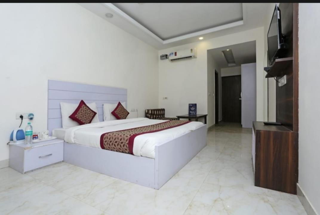 Basoya Farm 2Bhk Villla With Pool - 10 Min Away From Chattarpur Faridabad Extérieur photo