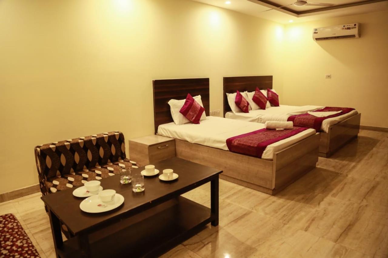 Basoya Farm 2Bhk Villla With Pool - 10 Min Away From Chattarpur Faridabad Extérieur photo